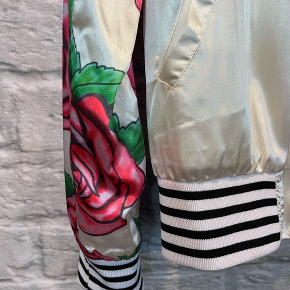 Joyrich Men’s Small Rose City White Satin Bomber Jacket - Floral Sleeves - Picture 10 of 13